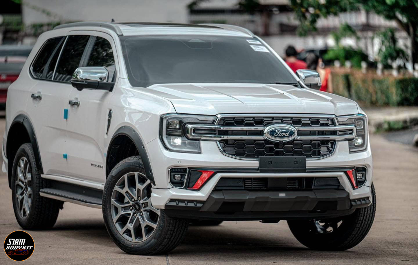 FORD EVEREST TITATNIUM